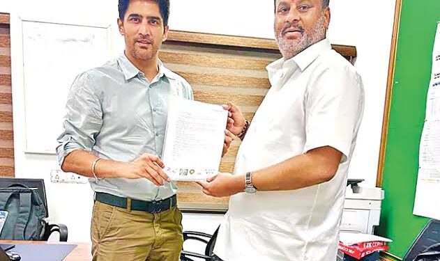 ‘ఖేలో ఇండియా’ కింద ఏపీకి రూ.1,000 కోట్లు ఇవ్వండి.. కేంద్రానికి మంత్రి విజ్ఞప్తి 1 ‘ఖేలో ఇండియా’ కింద ఏపీకి రూ.1,000 కోట్లు ఇవ్వండి.. కేంద్రానికి మంత్రి విజ్ఞప్తి