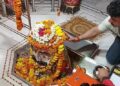 తాళంచెవులకు పూజలు.. భైరూంజీ ఆశీస్సులతో వ్యాపారం ప్రారంభం 10 తాళంచెవులకు పూజలు.. భైరూంజీ ఆశీస్సులతో వ్యాపారం ప్రారంభం