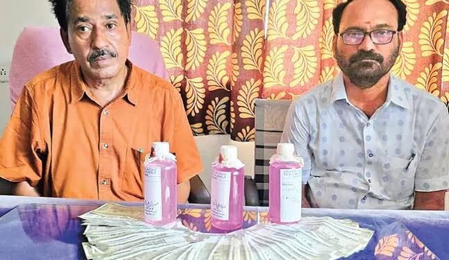 లంచం తీసుకుంటూ పట్టుబడ్డ నీటిపారుదల శాఖ ఇద్దరు ఇంజినీర్లు