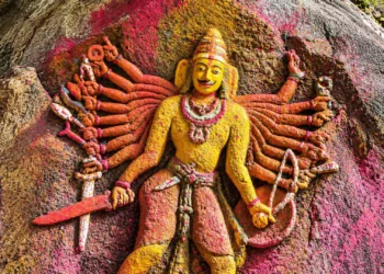 భద్రాద్రి జిల్లాలో అరుదైన శిల్పం.. 800 సంవత్సరాల చరిత్ర కలిగిన వీరన్న విగ్రహం