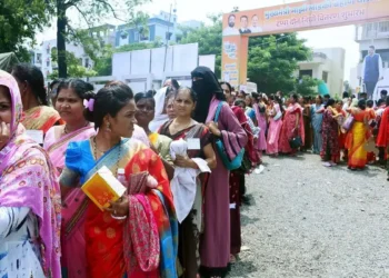 మహారాష్ట్ర లడ్కీ బహిన్‌ పథకం నుంచి 81 లక్షల మంది తొలగింపు