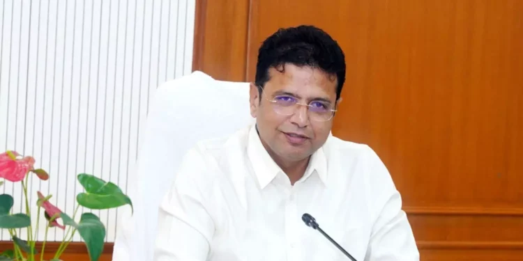 కాళేశ్వరం నిర్మాణాల్లో భారీ అవినీతి జరిగిందని కాంగ్రెస్ మంత్రి శ్రీధర్బాబు విమర్శలు