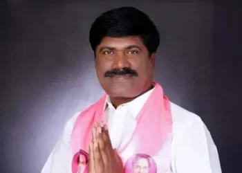 పెద్ది సుదర్శన్‌రెడ్డి అంతిమయాత్ర.. కన్నీటిపర్యంతమైన హరీశ్‌రావు