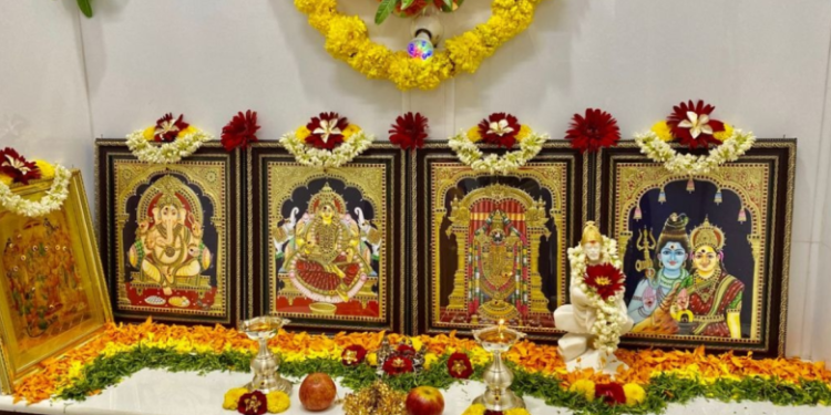ఆగస్టు నెలలో పండుగలు, వ్రతాలు.. ఏ రోజు ఏ పూజ చేయాలో తెలుసా? 1 ఆగస్టు నెలలో పండుగలు, వ్రతాలు.. ఏ రోజు ఏ పూజ చేయాలో తెలుసా?