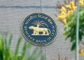 రూ.25,000 కోట్ల వీఆర్ఆర్ వేలం నిర్వహించనున్న ఆర్బీఐ 18 రూ.25,000 కోట్ల వీఆర్ఆర్ వేలం నిర్వహించనున్న ఆర్బీఐ