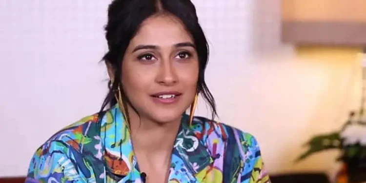 రెజీనాతో విశాల్ వెంకట్ దర్శకత్వంలో సినిమా షూటింగ్ ప్రారంభం
