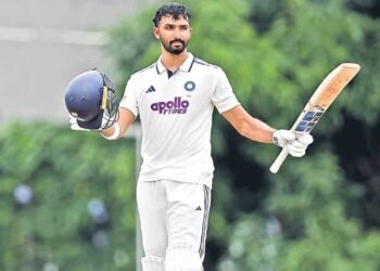పడిక్కల్‌ శతకంతో భారత్‌కు బలమైన ఆరంభం!
