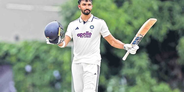 పడిక్కల్ శతకంతో భారత్కు బలమైన ఆరంభం! 1 పడిక్కల్ శతకంతో భారత్కు బలమైన ఆరంభం!