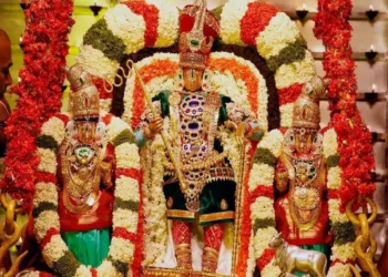తిరుమలలో బ్రహ్మోత్సవాల సందడి.. తొమ్మిది రోజుల పాటు సేవలు రద్దు 4 తిరుమలలో బ్రహ్మోత్సవాల సందడి.. తొమ్మిది రోజుల పాటు సేవలు రద్దు