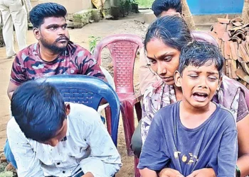 18 రోజులుగా జాడలేదు.. ఏమైనట్లు? 23 18 రోజులుగా జాడలేదు.. ఏమైనట్లు?
