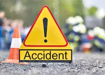 రాయదుర్గంలో ఘోర రోడ్డు ప్రమాదం.. సాఫ్ట్‌వేర్‌ ఉద్యోగి మృతి