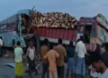 ఆగి ఉన్న లారీని ఢీకొన్న ఆర్టీసీ బస్సు.. 16 మందికి గాయాలు