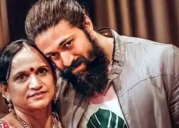 యశ్‌ ఉగ్రవాది కాదు.. కొడుకు విజయంపై తల్లి పుష్ప ఘాటు వ్యాఖ్యలు!