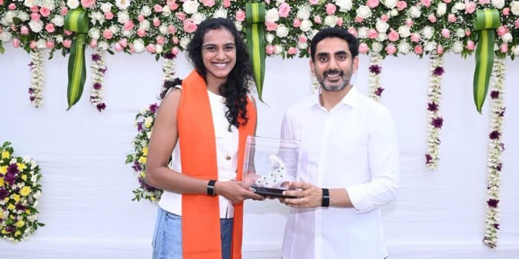 విశాఖలో పీవీ సింధు క్రీడా అకాడమీకి శంకుస్థాపన చేసిన నారా లోకేశ్‌