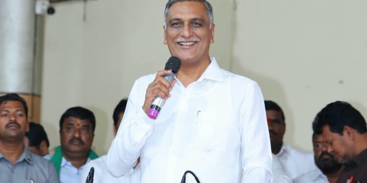 ప్రజల భూములను 22ఏలో చేర్చి ఇబ్బందులు పెడుతున్నారు: హరీశ్‌రావు
