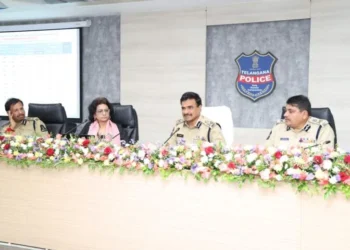 రాష్ట్రంలో నేరాల జోరు.. ఏడాదిలో 7.15% పెరుగుదల! 4 రాష్ట్రంలో నేరాల జోరు.. ఏడాదిలో 7.15% పెరుగుదల!