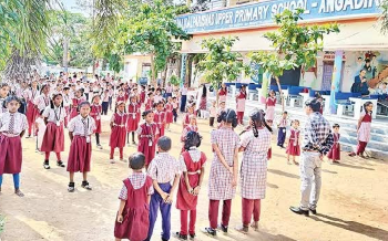 మూసివేత అంచు నుంచి మోడల్ స్కూల్గా.. అంగడికిష్టాపూర్ బడి సక్సెస్ స్టోరీ 3 మూసివేత అంచు నుంచి మోడల్ స్కూల్గా.. అంగడికిష్టాపూర్ బడి సక్సెస్ స్టోరీ