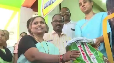 రూ.50కే సన్నబియ్యం.. రూ.52కే స్టీమ్ రైస్ 1 రూ.50కే సన్నబియ్యం.. రూ.52కే స్టీమ్ రైస్