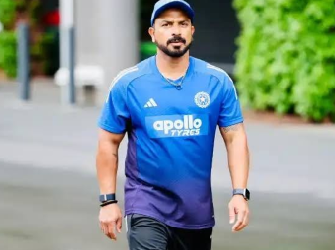 టీమ్ఇండియాతో చివరి అడుగు.. మధుర జ్ఞాపకాలను పంచుకున్న దిలీప్ 2 టీమ్ఇండియాతో చివరి అడుగు.. మధుర జ్ఞాపకాలను పంచుకున్న దిలీప్