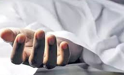 రోడ్డుపైనే దారుణం.. కొబ్బరి బొండాల కత్తితో వ్యక్తి హత్య 6 రోడ్డుపైనే దారుణం.. కొబ్బరి బొండాల కత్తితో వ్యక్తి హత్య