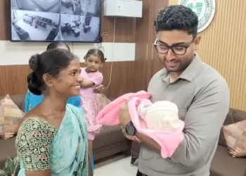 చిన్నారి ప్రాణాలు కాపాడిన కమిషనర్‌.. తల్లిదండ్రుల కోరికతో ‘జస్విక శ్రీ’గా నామకరణం