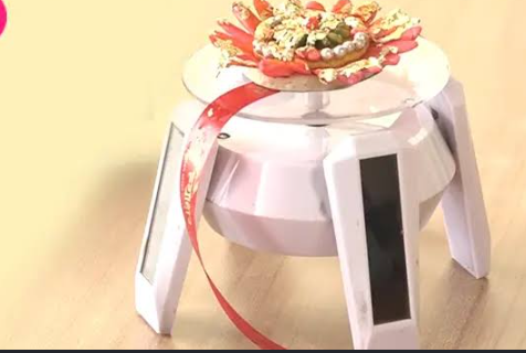 రాఖీనే కాదు.. తినేయొచ్చు! ధర తెలిస్తే షాకవుతారు 1 రాఖీనే కాదు.. తినేయొచ్చు! ధర తెలిస్తే షాకవుతారు