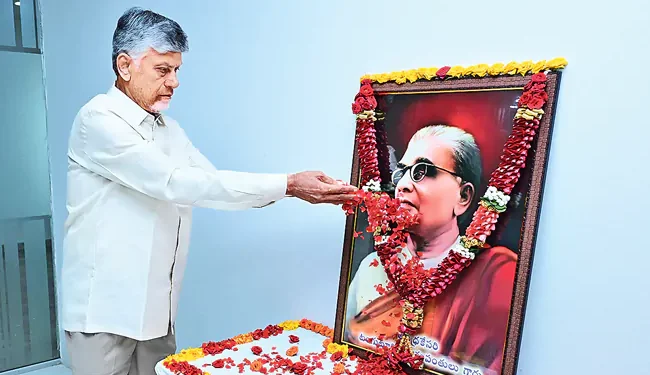 తెలుగువారి సాహసానికి ప్రతీక ఆంధ్రకేసరి ప్రకాశం పంతులు