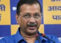 వినియోగదారులకు E20, స్వచ్ఛమైన పెట్రోల్లో ఎంపిక ఇవ్వాలి: కేజ్రీవాల్ 10 వినియోగదారులకు E20, స్వచ్ఛమైన పెట్రోల్లో ఎంపిక ఇవ్వాలి: కేజ్రీవాల్