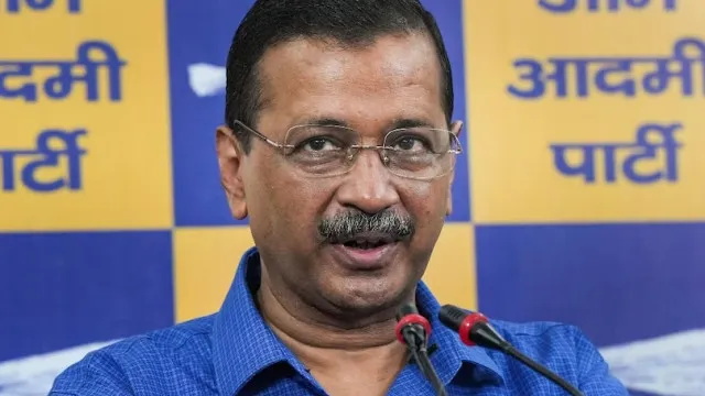 వినియోగదారులకు E20, స్వచ్ఛమైన పెట్రోల్లో ఎంపిక ఇవ్వాలి: కేజ్రీవాల్ 1 వినియోగదారులకు E20, స్వచ్ఛమైన పెట్రోల్లో ఎంపిక ఇవ్వాలి: కేజ్రీవాల్