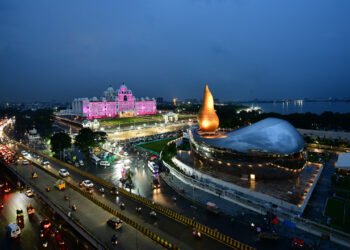 హుస్సేన్‌సాగర్‌కు మహర్దశ.. సరికొత్త రూపంలో లేక్‌ఫ్రంట్‌