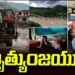 వరదల్లో గల్లంతైన బాలుడి అద్భుత రక్షణ.. తల్లి ఒడికి చేరిన కుమారుడు