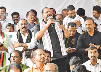 డిమాండ్లు నెరవేర్చకుంటే ‘చలో హైదరాబాద్‌’