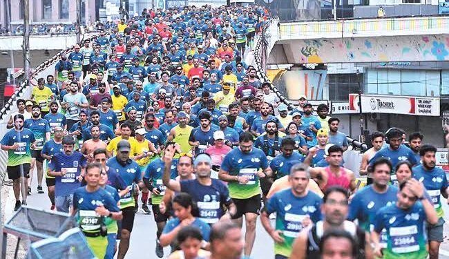 వేల అడుగులు ఒక్కటై.. హైదరాబాద్లో పరుగుల పండగ 1 వేల అడుగులు ఒక్కటై.. హైదరాబాద్లో పరుగుల పండగ