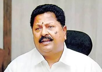 మంత్రి పదవిని అడ్డుపెట్టుకుని మద్యం రవాణా దందా.. కారుమూరి అరెస్టు