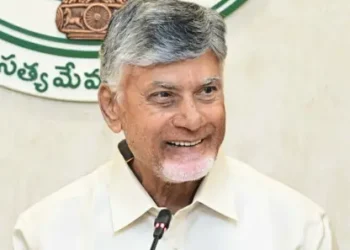 71,536 చేనేత కుటుంబాలకు సీఎం చంద్రబాబు శుభవార్త