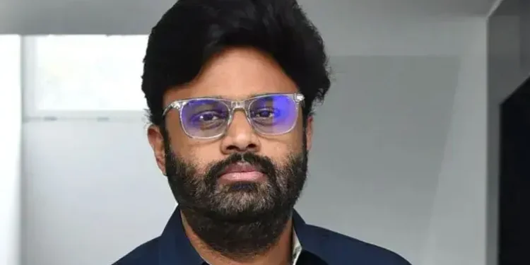 సినిమా విడుదలకు ముందు శ్రీవారిని దర్శించుకున్న నాగవంశీ 1 సినిమా విడుదలకు ముందు శ్రీవారిని దర్శించుకున్న నాగవంశీ