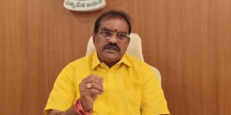 రాయలసీమకు రోజూ 11,500 క్యూసెక్కులు.. తాగునీటికి తొలి ప్రాధాన్యం: మంత్రి నిమ్మల 1 రాయలసీమకు రోజూ 11,500 క్యూసెక్కులు.. తాగునీటికి తొలి ప్రాధాన్యం: మంత్రి నిమ్మల