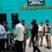 శ్రీశైలంలో విషాదం.. ఒకే కుటుంబానికి చెందిన ఐదుగురు ఆత్మహత్య 8 శ్రీశైలంలో విషాదం.. ఒకే కుటుంబానికి చెందిన ఐదుగురు ఆత్మహత్య
