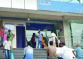 తిరుపతి, విజయవాడలో పాస్‌పోర్టు సేవలకు బ్రేక్‌.. సర్వర్లు పనిచేయక అవస్థలు