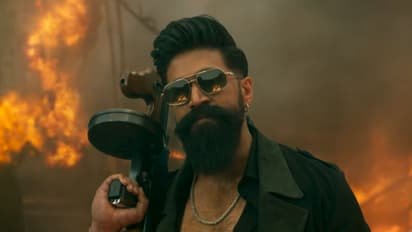 3 గంటలకు పైగా ‘టాక్సిక్’.. యశ్ మూవీ రన్టైమ్పై హాట్ టాపిక్ 1 3 గంటలకు పైగా ‘టాక్సిక్’.. యశ్ మూవీ రన్టైమ్పై హాట్ టాపిక్