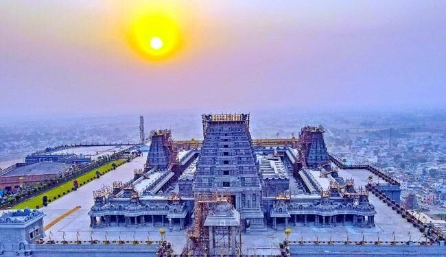 యాదగిరి క్షేత్రానికి కొత్త స్వాగత తోరణం 1 యాదగిరి క్షేత్రానికి కొత్త స్వాగత తోరణం