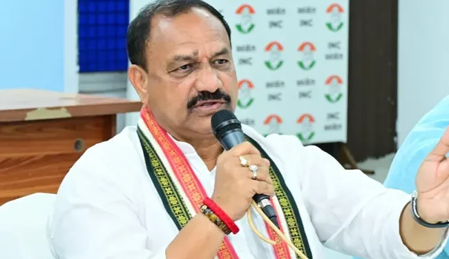 దానం నాగేందర్ కేసులో కోర్టు తీర్పు.. బీఆర్ఎస్, కేసీఆర్కు చెంపపెట్టు: మహేశ్కుమార్ గౌడ్ 1 దానం నాగేందర్ కేసులో కోర్టు తీర్పు.. బీఆర్ఎస్, కేసీఆర్కు చెంపపెట్టు: మహేశ్కుమార్ గౌడ్