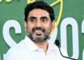 చంద్రబాబును బంధించినా.. నిజాన్ని బంధించలేరు: లోకేశ్‌