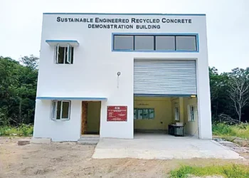 కూల్చిన భవన వ్యర్థాలతోనే కొత్త ఇల్లు.. చెన్నైలో సరికొత్త ప్రయోగం! 4 కూల్చిన భవన వ్యర్థాలతోనే కొత్త ఇల్లు.. చెన్నైలో సరికొత్త ప్రయోగం!