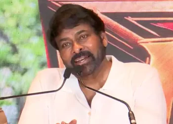 ‘బ్లడ్‌ బ్యాంకులో రక్తం అమ్ముతున్నాడన్నారు’.. చిరంజీవి స్ట్రాంగ్‌ కౌంటర్‌