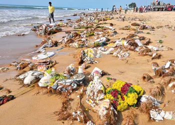 పీఓపీ విగ్రహాలతో సముద్రానికి ముప్పు.. మట్టి విగ్రహాలే మేలు!
