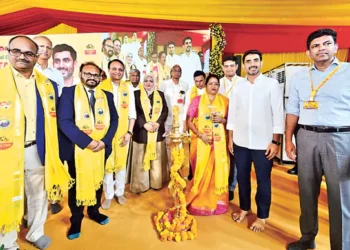 ఏపీలో పెట్టుబడులకు ఇదే సరైన సమయం.. ప్రవాసాంధ్రులే బ్రాండ్ అంబాసిడర్లు: లోకేశ్ 4 ఏపీలో పెట్టుబడులకు ఇదే సరైన సమయం.. ప్రవాసాంధ్రులే బ్రాండ్ అంబాసిడర్లు: లోకేశ్