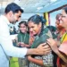 చిన్న సమస్యలకే కుంగిపోవద్దు.. ఎదురొడ్డి పోరాడాలి 8 చిన్న సమస్యలకే కుంగిపోవద్దు.. ఎదురొడ్డి పోరాడాలి