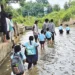 అలుగు పారినా.. చదువు ఆగలేదు!