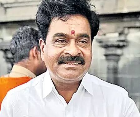 ఆదాయానికి మించి ఆస్తులు.. తితిదే డిప్యూటీ ఈవో లోకనాథం అరెస్టు 1 ఆదాయానికి మించి ఆస్తులు.. తితిదే డిప్యూటీ ఈవో లోకనాథం అరెస్టు